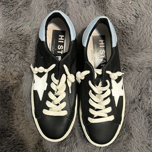 Black Golden Goose sneakers. Size 7